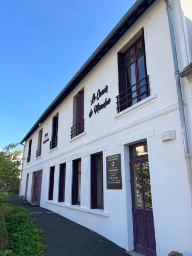 Logis Hôtel Au Coeur de Meaulne