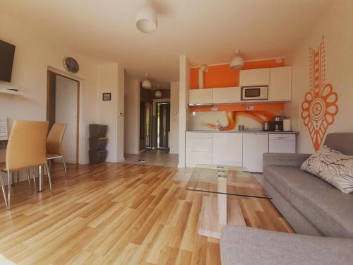 Two-Bedroom Apartment image 6