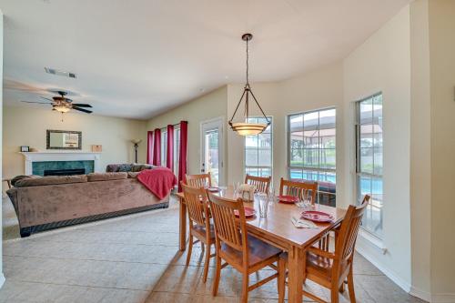 Harmony House Texas in Carrollton Private Pool! in Carrollton, USA