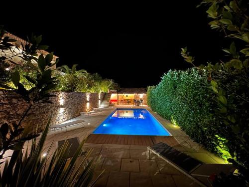 Maison de charme vue mer 5chambres Théoule sur mer (Maison de charme vue mer 5chambres Theoule sur mer) in ติอูต ซูร์ แมร์