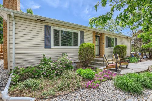 6224 S Datura St 6224 S Datura St