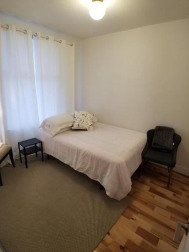 3 bedroom near Olympic Stadium