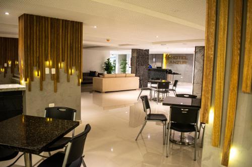 Hotel Manzur - image 4
