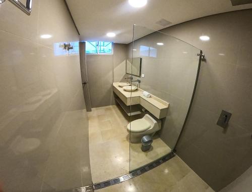 Suite with City View image 7