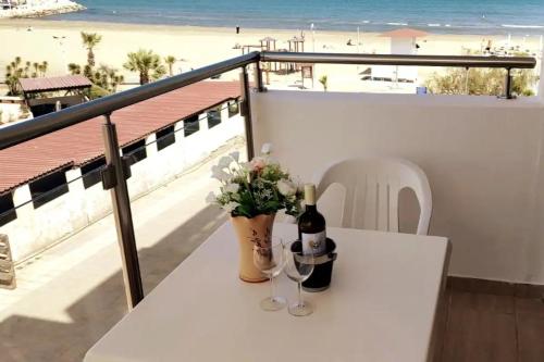 Kilátás, Beach apartment Mackenzie, Larnaca in Kastella Beach