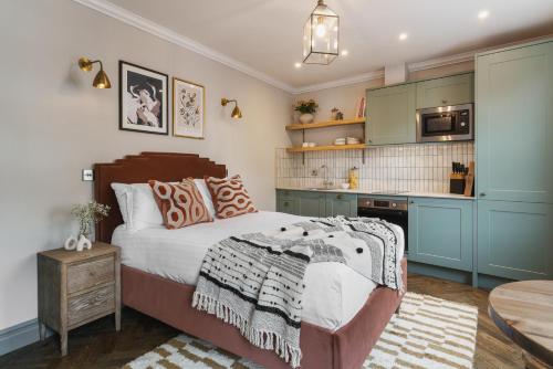 The Cotham Arms Apartments Room Type - Studio Apartment