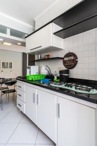 Kitchen, Apartamento Guaruja Praia Tombo in Praia do Tombo