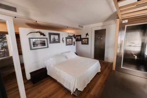 493330535 Praia Art Resort - Small Luxury Hotels of the world