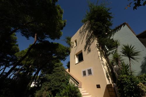 493330548 Praia Art Resort - Small Luxury Hotels of the world