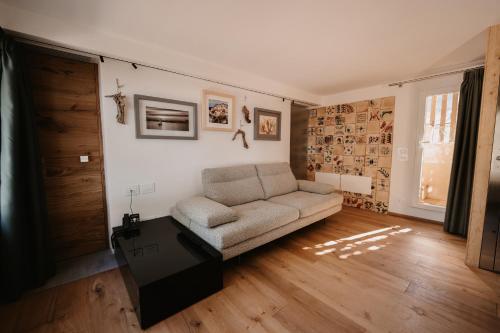 493330552 Praia Art Resort - Small Luxury Hotels of the world