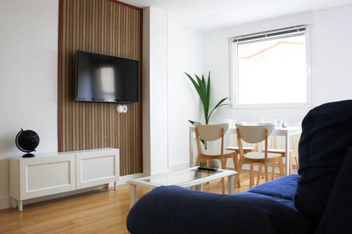 Duplex Ávila, Ávila