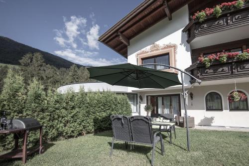 Vrt, Garni Rustica in Solden