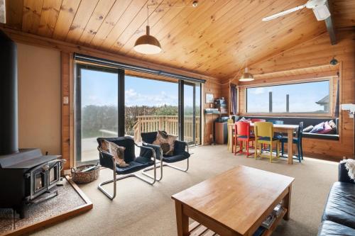 Viesnīcas āriene, The Beachsider - Te Horo Beach Holiday Home in Tehoro