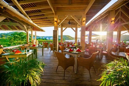 Restaurante, Escape at Nonsuch Bay Antigua - All Inclusive - Adults Only in Freetown