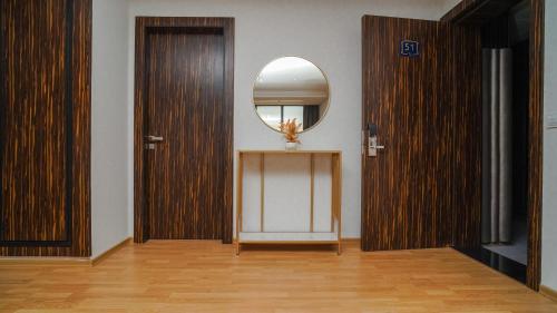 Razane Hôtel (Razane Hotel) in 케니트라