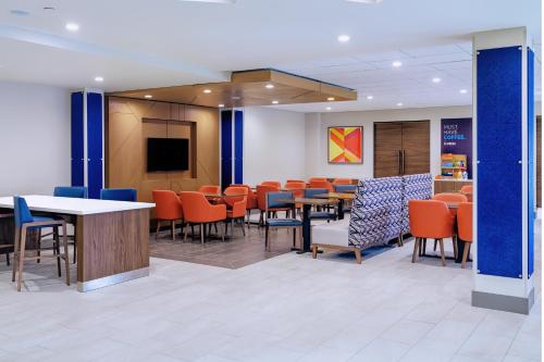 Holiday Inn Express San Diego - La Mesa, an IHG Hotel