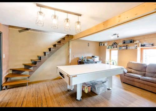 rekreacijske zmogljivosti, Gee is Sharing her home in Herstal