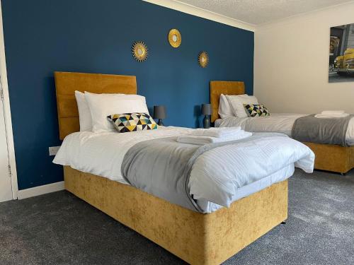 Birch, 7 Large Bedrm, Sleeps 14, Birmingham (fotografie 4)
