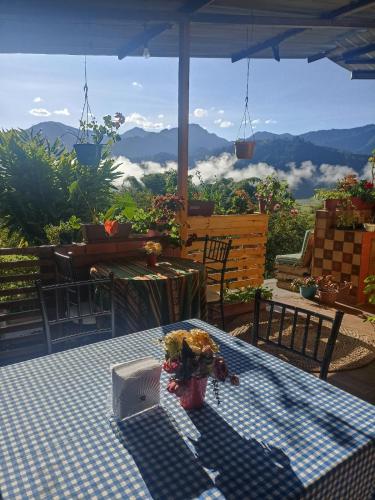 Restaurant, Green Bamboo Lodge in Cosanga