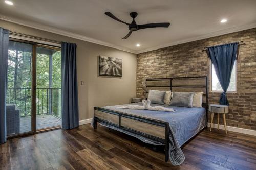 A Stones Throw Relax & Unwind Free attraction Tickets WIFI - main image