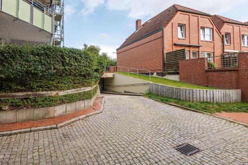 Traumhaftes Domizil mit Tiefgarage in Stade