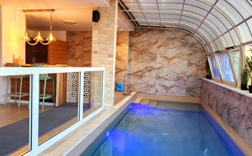 Swimming pool, Serentias suite & spa in Majdal Shams