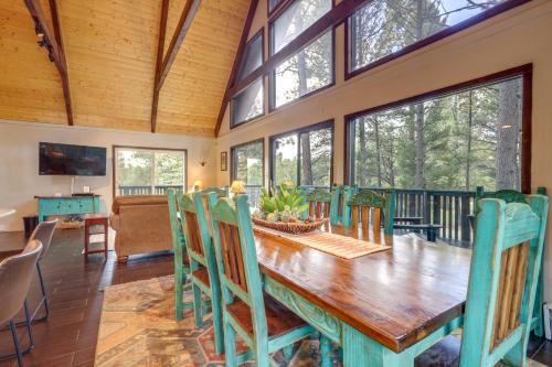 Deluxe A-Frame Home with Game Room and Deck! in Angel Fire, USA