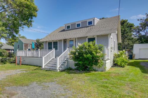Charming Scituate Home with Deck - Walk to Beaches! in Scituate, USA