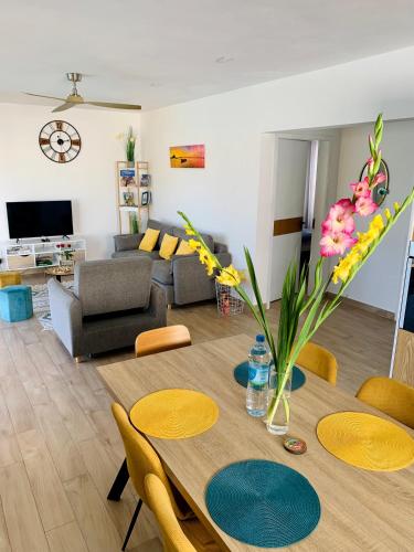 Sunny Side Up - Private 3BR villa with pool - Tap to explore photos