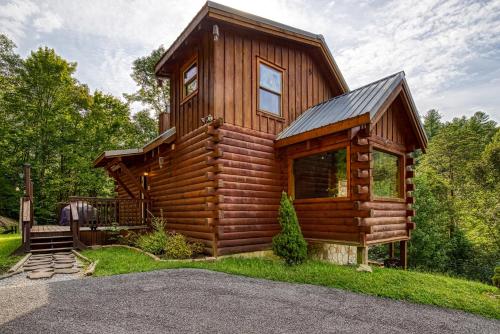 Pandora's Retreat, Hot Tub, Game Room, WIFI, Free Attraction Tickets!!! – khách sạn tại Pittman Center