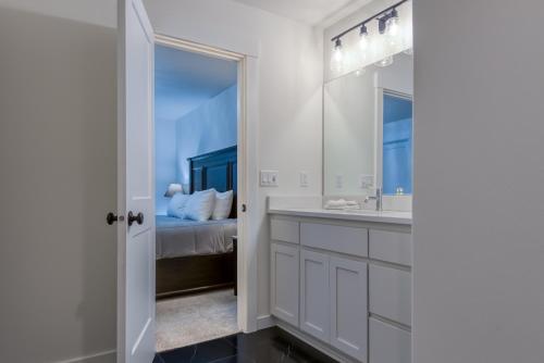 Hideaway in Seaside - main image