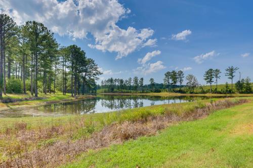 Alabama Retreat with Private Pond, Deck and Pool Table