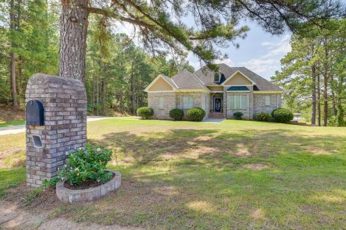 Alabama Retreat with Private Pond, Deck and Pool Table