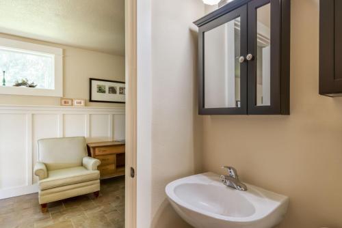 Ocean Pines - image 10
