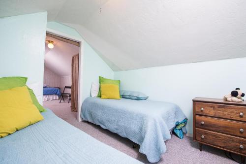 On The Beach - image 10