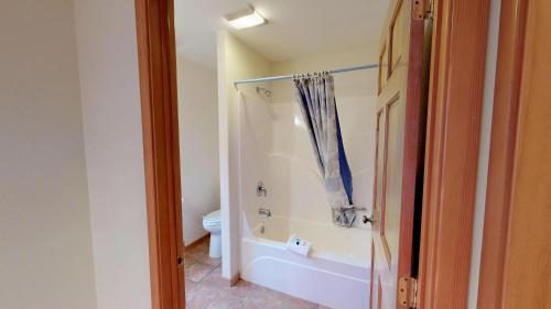 Om Home 3 Br home by RedAwning – Gleneden Beach, OR