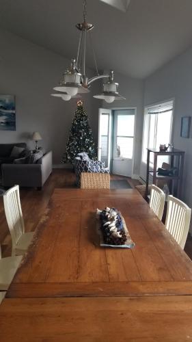 SeaQuell by RedAwning – Depoe Bay, OR