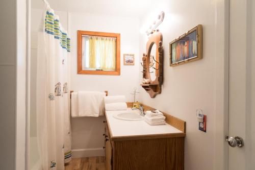 Surfers Cove - image 2