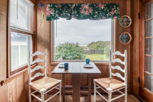 The Hamptons - image 7