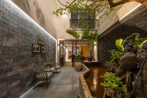 Le Parfum Apartment and Hotel