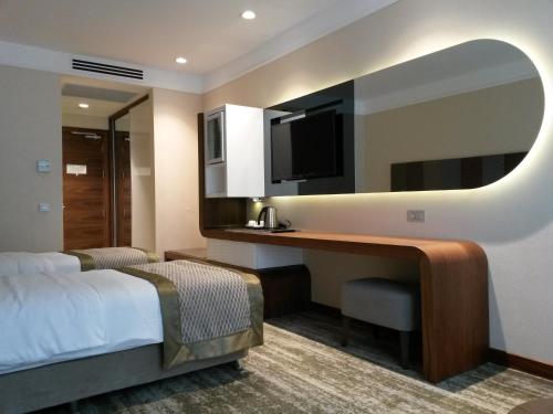Ramada by Wyndham Gemli̇k, Gemlik (photo 4)