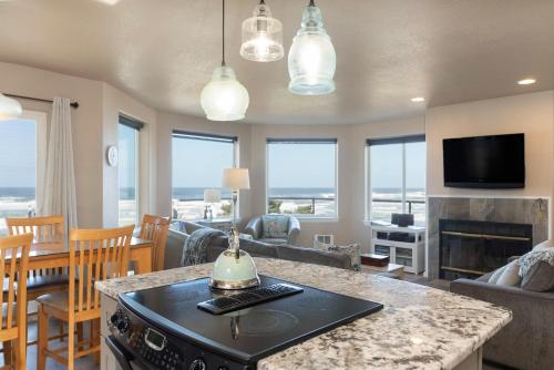 Beverly Beach Overlook - main image