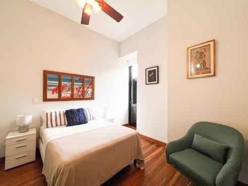 One-Bedroom Apartment image 4