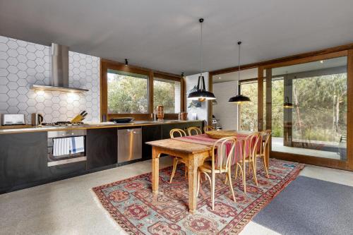 One-Dunny Beach House in Balnarring
