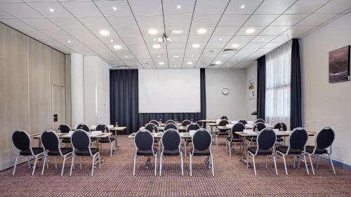 Holiday Inn Toulon City Centre an IHG Hotel - image 9