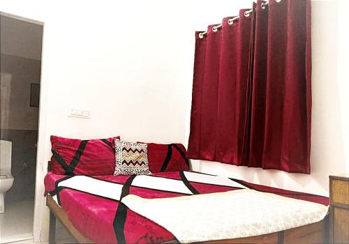 HOTEL HELIX -- RAJPURA -- Budget Rooms for Family, Couples, Solo Travellers