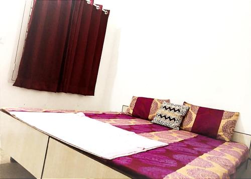 HOTEL HELIX -- RAJPURA -- Budget Rooms for Family, Couples, Solo Travellers