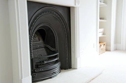 Beautiful Georgian One Bedroom Apartment, Bath (photo 6)