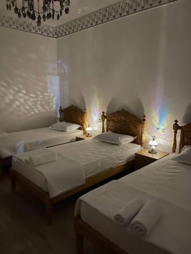 Hotel Khalid - Tap to explore photos