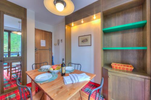  Studio Cima Bosco 40 Ski In - Ski Out - Happy Rentals in Sestriere
